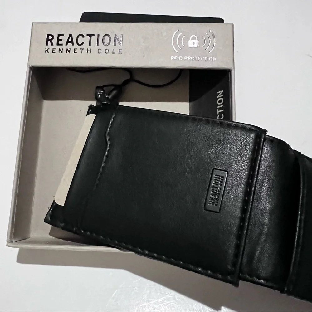 Reaction Kenneth Cole Black RDIF Patterson Techni-Cole Wallet New